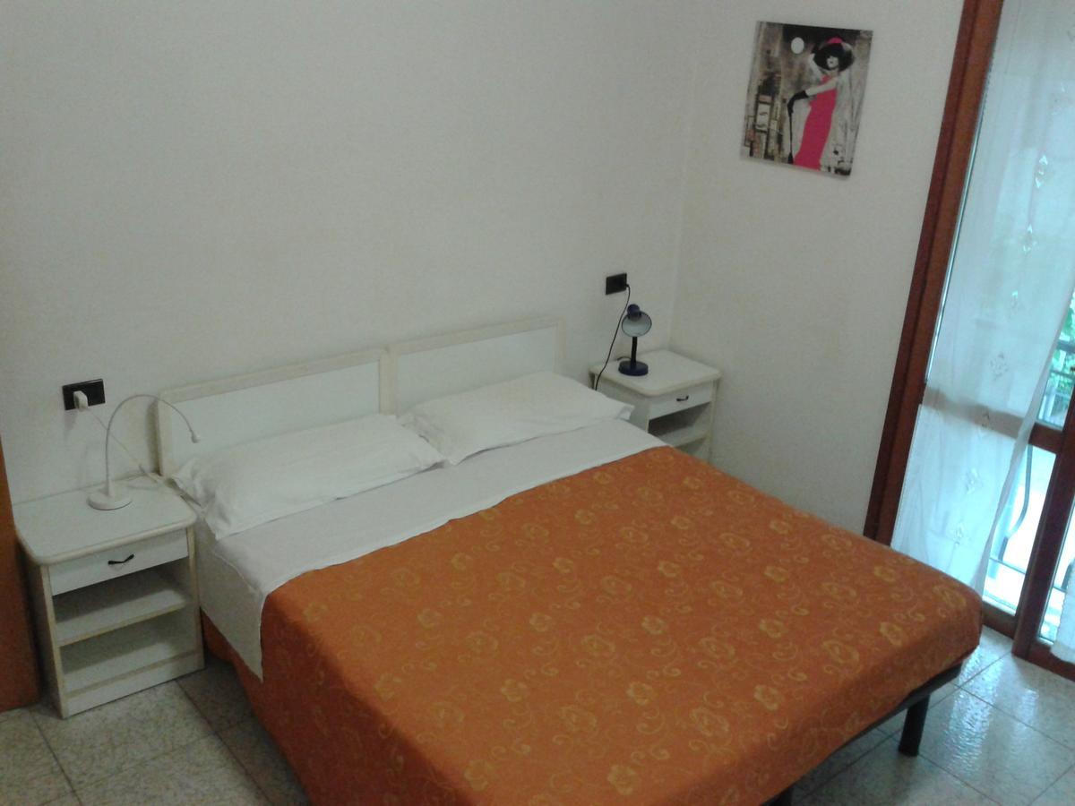 Residence Monaco Appartamenti Rimini Zimmer foto
